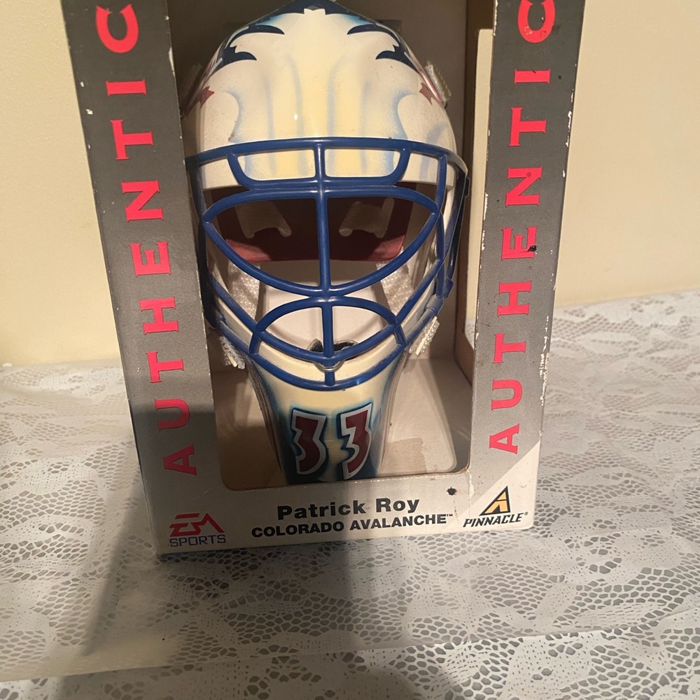 Rare Pinnacle EA Sports Mini Helmet Patrick Roy Goalie Mask Colorado Avalanche